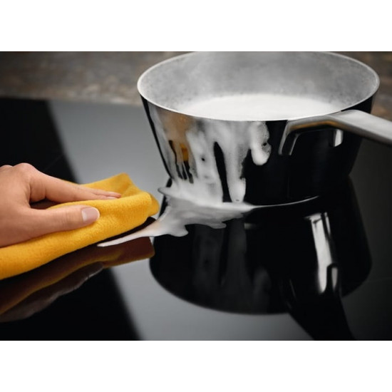 Варильна поверхня Electrolux CIV644