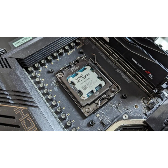Процесор AMD Ryzen 5 7600 (3.8GHz 32MB 65W AM5) Multipack (100-100001015MPK)